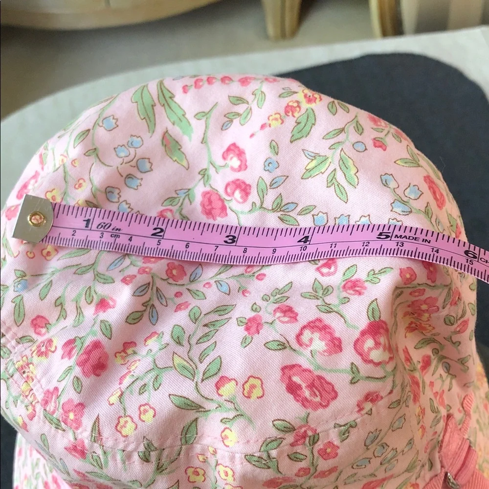 OshKosh B'Gosh Girls 100% Cotton Bucket Hat Pink + Flowers Size L-XL (5Yrs Up)